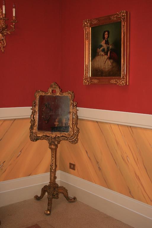 Palazzo Franza Musaro อูเจนโต ภายนอก รูปภาพ